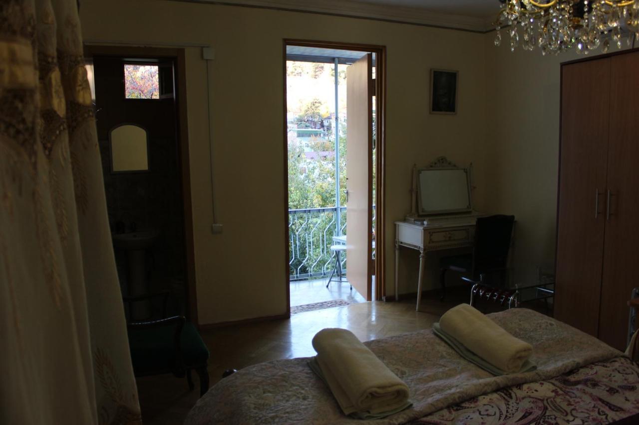 Old District Guest House Τυφλίδα Εξωτερικό φωτογραφία
